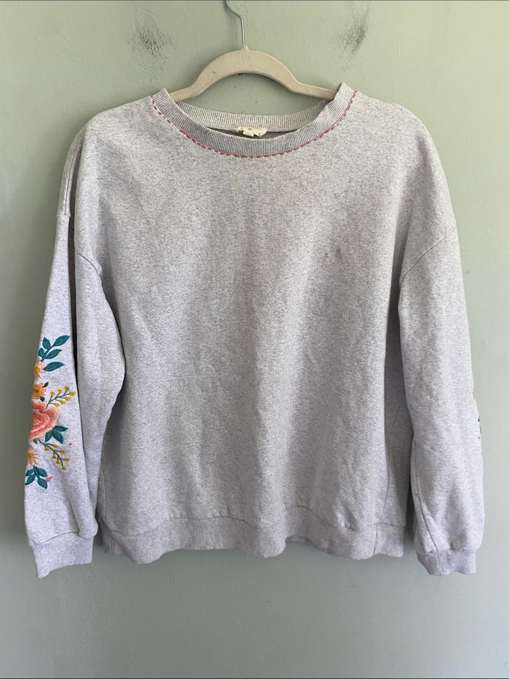 World Market Gray Floral Embroidered Sleeves Crewneck Sweatshirt Size S-XL